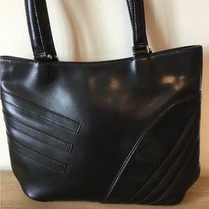 Authentic ETRO Black Leather Shoulder Bag Made in Italy COA Included